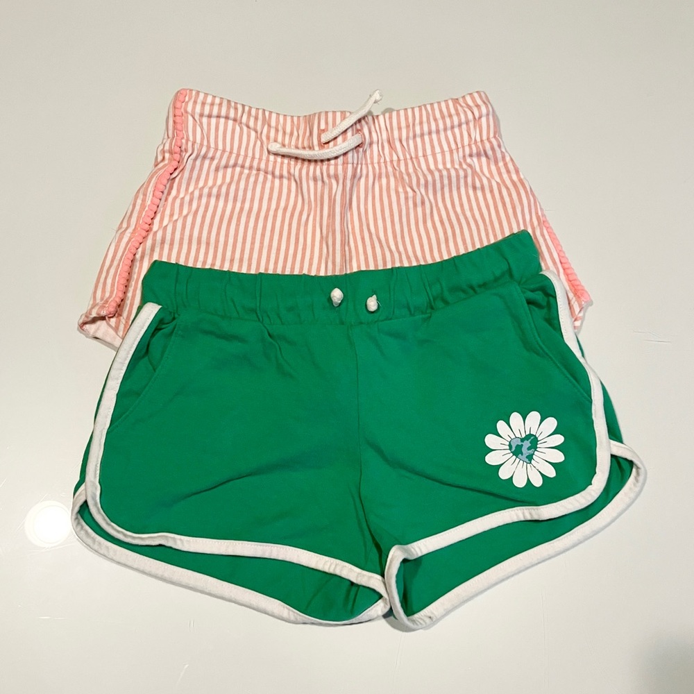 Lot of 2 Old Navy dolphin shorts - Girls 6/7/8